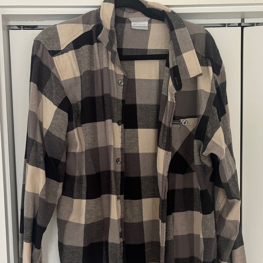Columbia Black and Cream Plaid Shirt